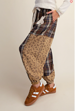 The Hayride Plaid Joggers - MUSTARD