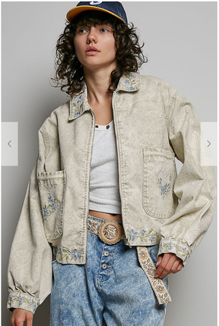 The Floral Heartbeat Embroirdered Jacket - NATURAL