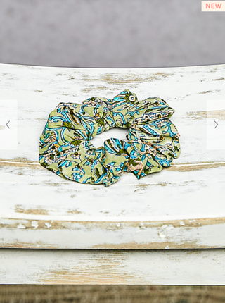 POL SCRUNCHIES