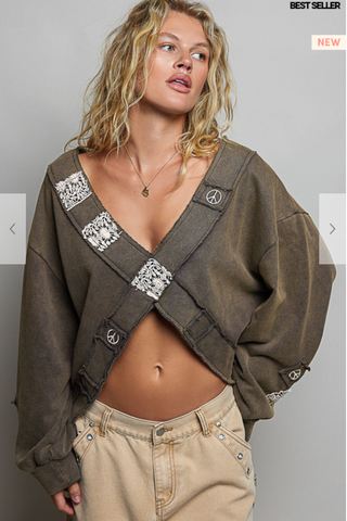 The Criss Cross Peace Pullover - OLIVE