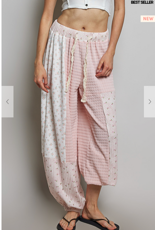 The Saltwater Petals Joggers - PINK PREORDER 1 WEEK