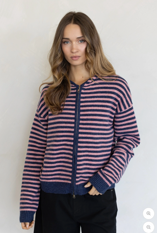 The Coco Cove Zip - NAVY/PINK