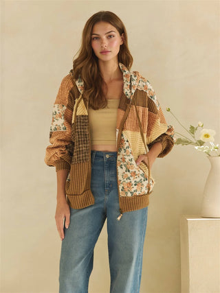 The Retro Fall Patch Jacket - TAN